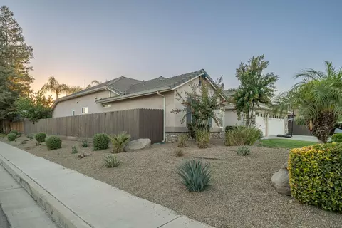 2139 S Crenshaw Ct, Visalia, CA 93277 photo 32