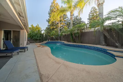 2139 S Crenshaw Ct, Visalia, CA 93277 photo 29
