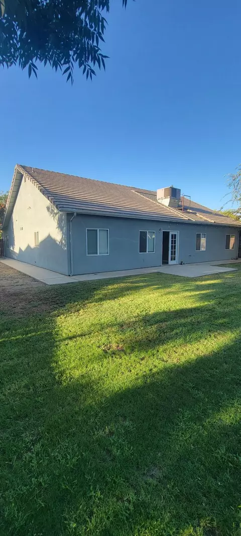 529 E Ferguson Ct, Visalia, CA 93292 photo 34