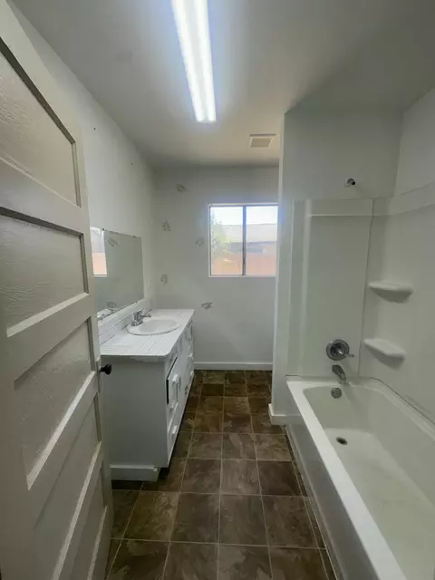 640 Channing Way, Exeter, CA 93221 photo 4