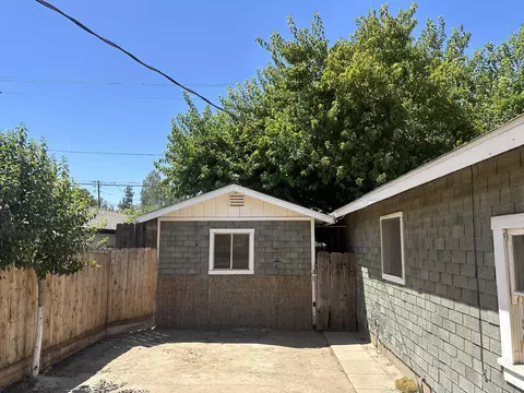 640 Channing Way, Exeter, CA 93221 photo 3