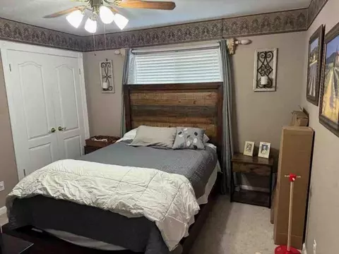 414 E Chevy Chase Dr, Tulare, CA 93274 photo 8