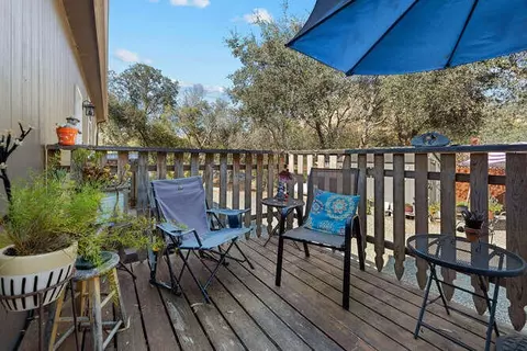 40798 Meadow Dr, Three Rivers, CA 93271 photo 6