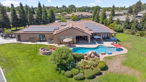 View/Area - 2164 W Benton Ct, Exeter, CA 93221 photo 13 of 13