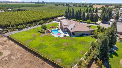 View/Area - 2164 W Benton Ct, Exeter, CA 93221 photo 8 of 13