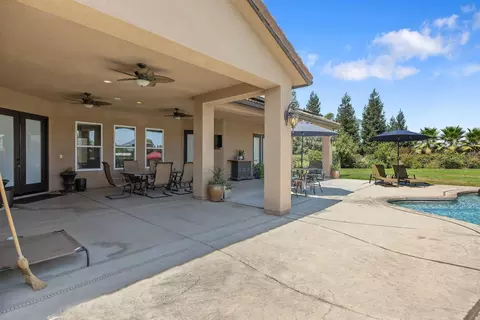 Exterior - 2164 W Benton Ct, Exeter, CA 93221 photo 26 of 27