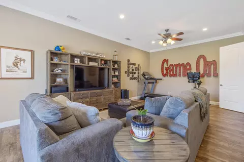 Living - 2164 W Benton Ct, Exeter, CA 93221 photo 6 of 6