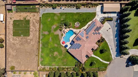 View/Area - 2164 W Benton Ct, Exeter, CA 93221 photo 1 of 13