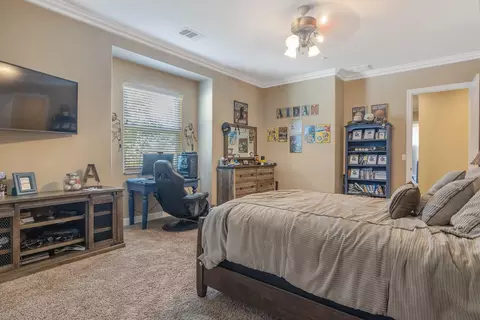 Bedroom - 2164 W Benton Ct, Exeter, CA 93221 photo 2 of 6