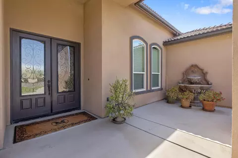Entry Way - 2164 W Benton Ct, Exeter, CA 93221 photo 1 of 11