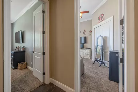 Entry Way - 2164 W Benton Ct, Exeter, CA 93221 photo 8 of 11
