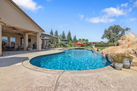 Exterior - 2164 W Benton Ct, Exeter, CA 93221 photo 25 of 27