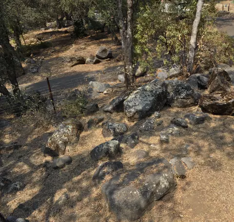 Exterior - 43777 Kaweah River Dr, Three Rivers, CA 93271 photo 10 of 36