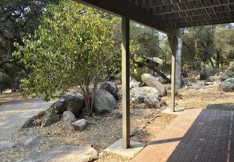 Exterior - 43777 Kaweah River Dr, Three Rivers, CA 93271 photo 16 of 36