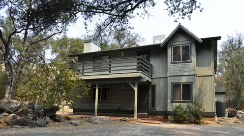 Exterior - 43777 Kaweah River Dr, Three Rivers, CA 93271 photo 23 of 36