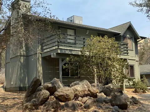 Exterior - 43777 Kaweah River Dr, Three Rivers, CA 93271 photo 6 of 36