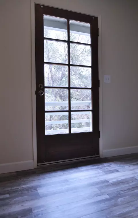 Entry Way - 43777 Kaweah River Dr, Three Rivers, CA 93271 photo 4 of 4