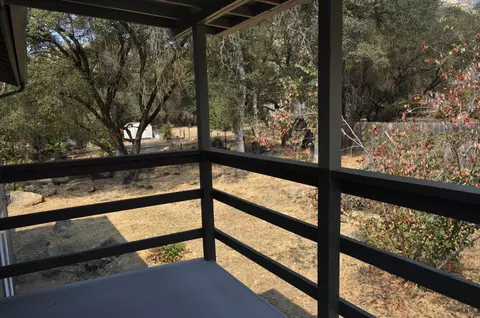 Exterior - 43777 Kaweah River Dr, Three Rivers, CA 93271 photo 15 of 36