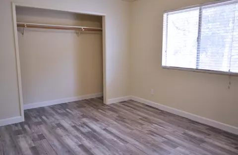 Bedroom - 43777 Kaweah River Dr, Three Rivers, CA 93271 photo 6 of 7