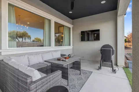 Exterior - 216 Pinnacle Dr, Madera, CA 93636 photo 8 of 20
