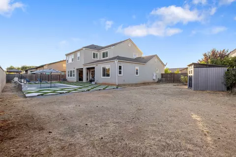 Exterior - 216 Pinnacle Dr, Madera, CA 93636 photo 18 of 20