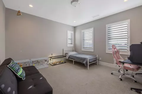 Bedroom - 216 Pinnacle Dr, Madera, CA 93636 photo 6 of 7