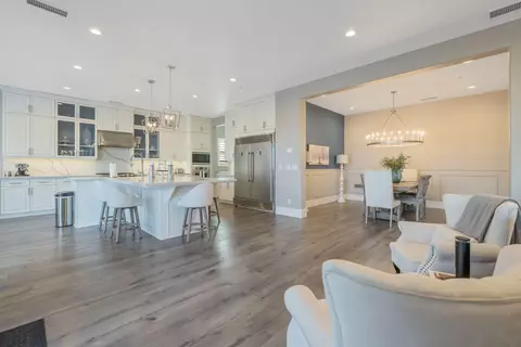 Entry Way - 216 Pinnacle Dr, Madera, CA 93636 photo 5 of 18