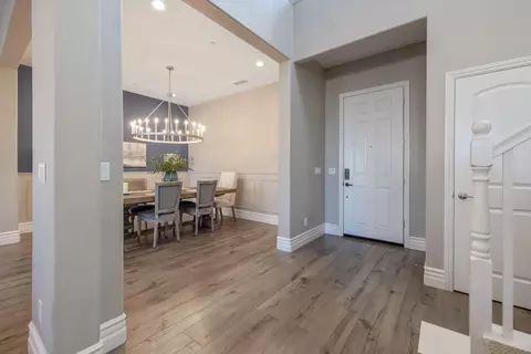 Entry Way - 216 Pinnacle Dr, Madera, CA 93636 photo 3 of 18