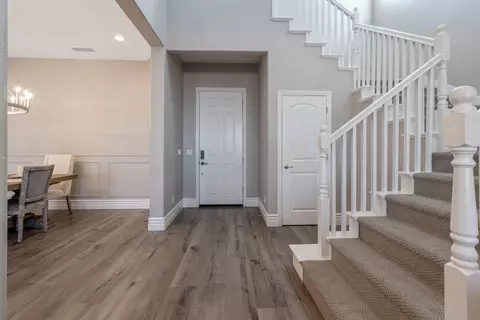 Entry Way - 216 Pinnacle Dr, Madera, CA 93636 photo 1 of 18