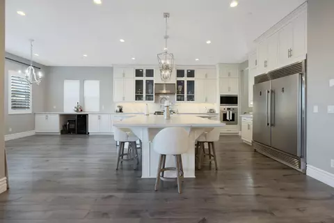 Kitchen - 216 Pinnacle Dr, Madera, CA 93636 photo 1 of 9
