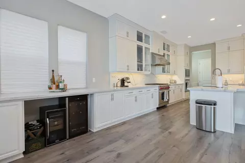 Kitchen - 216 Pinnacle Dr, Madera, CA 93636 photo 9 of 9