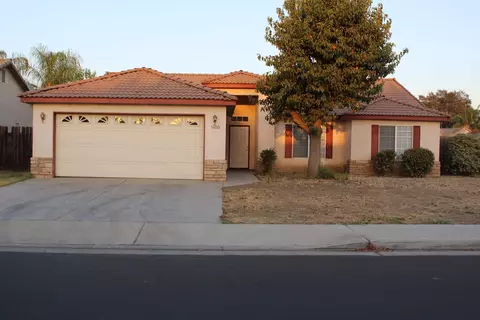 1400 N Salisbury St, Porterville, CA 93257