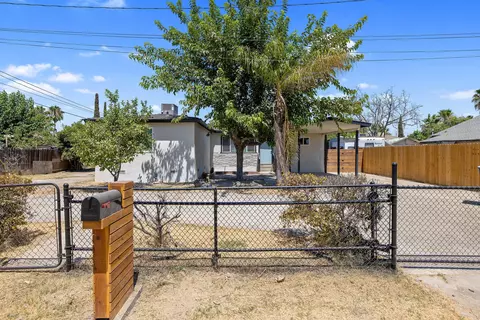 6834 Harvest Ave, Visalia, CA 93277