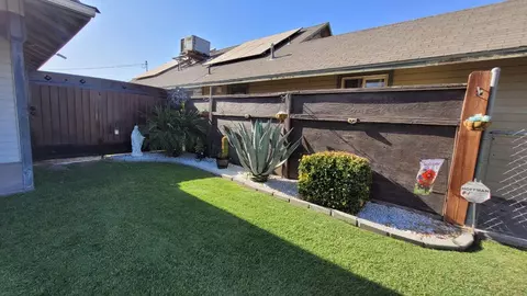 1240 Flory Ave, Corcoran, CA 93212 photo 4
