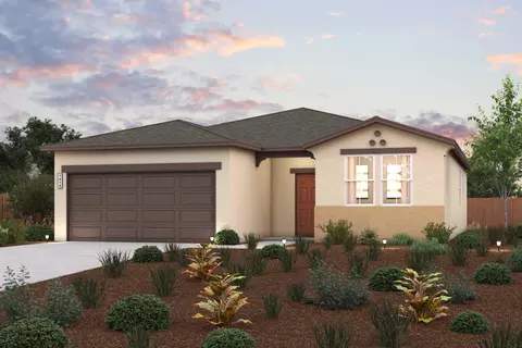 1832 W Graham St, Tulare, CA 93274