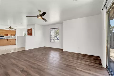 1044 E Cedar Ave, Tulare, CA 93274 photo 15