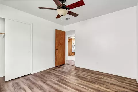1044 E Cedar Ave, Tulare, CA 93274 photo 17