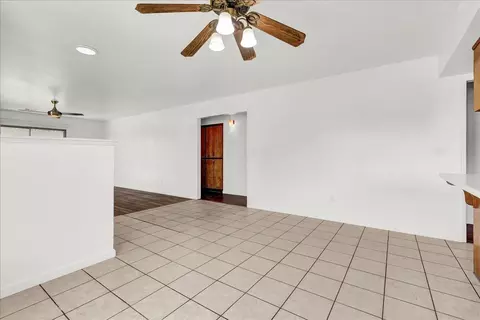 1044 E Cedar Ave, Tulare, CA 93274 photo 6