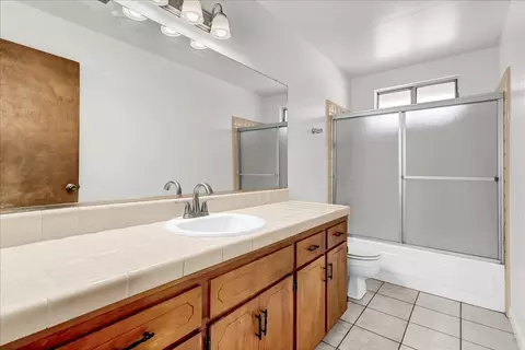 1044 E Cedar Ave, Tulare, CA 93274 photo 30