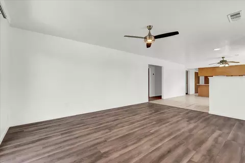 1044 E Cedar Ave, Tulare, CA 93274 photo 16