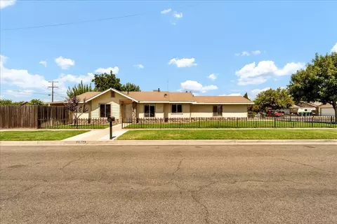1044 E Cedar Ave, Tulare, CA 93274 photo 38
