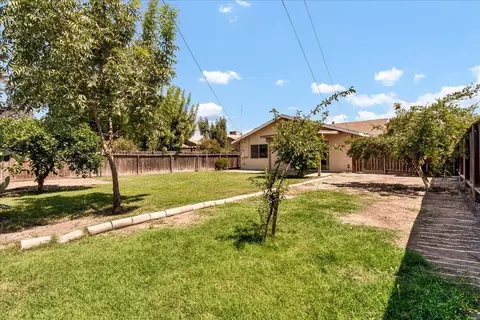 1044 E Cedar Ave, Tulare, CA 93274 photo 35