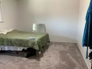 146 E Berkeley Ave, Tulare, CA 93274 photo 12