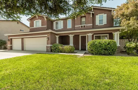 2875 16th Ave, Kingsburg, CA 93631