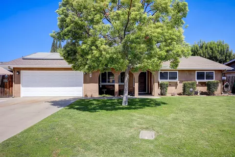 727 Westwood Dr, Exeter, CA 93221