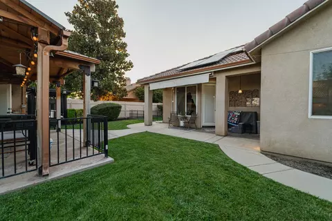 4433 E Sycamore Ct, Visalia, CA 93292 photo 39