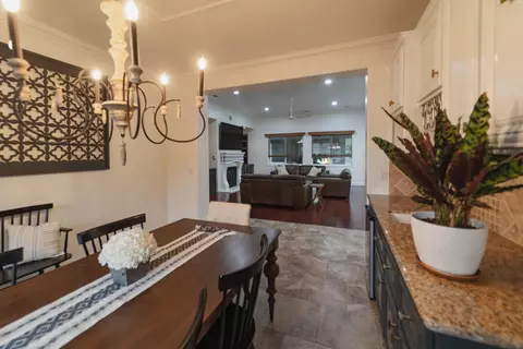 4433 E Sycamore Ct, Visalia, CA 93292 photo 18