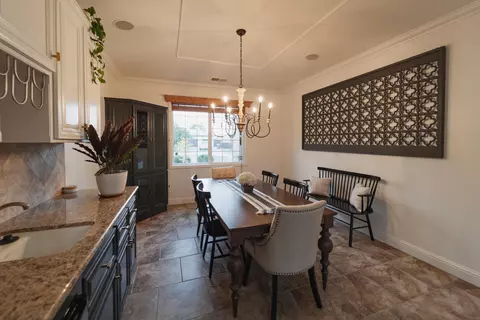 4433 E Sycamore Ct, Visalia, CA 93292 photo 19