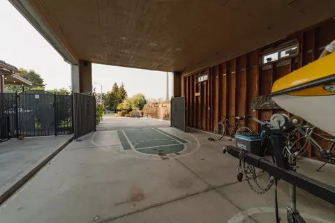 4433 E Sycamore Ct, Visalia, CA 93292 photo 49