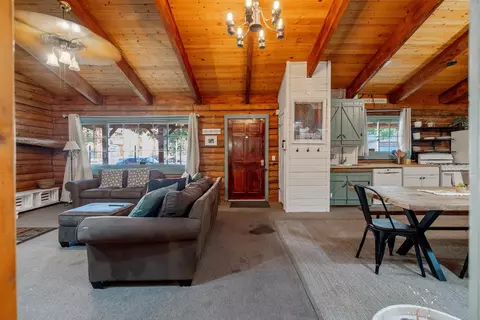 216 E School Ave, Visalia, CA 93291 photo 15